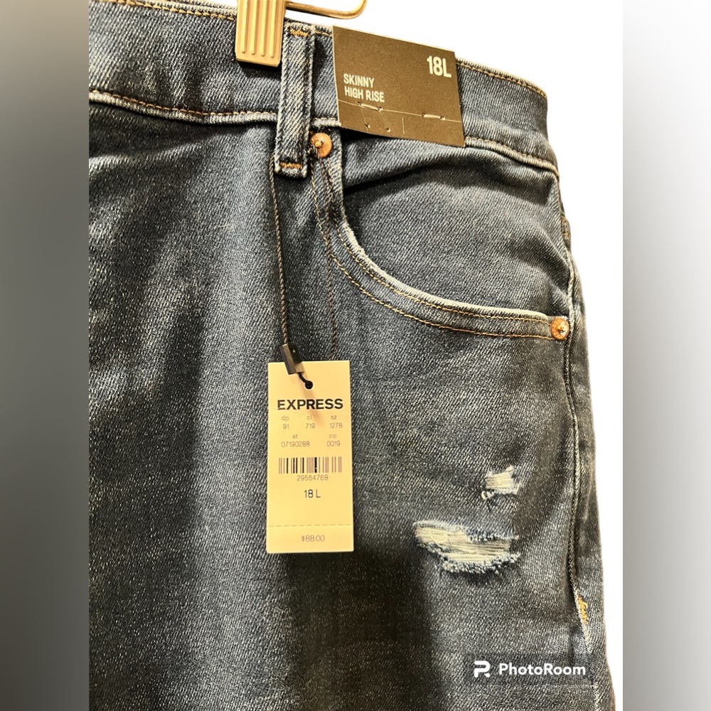 NWT EXPRESS High-Rise Jeans Size 18L